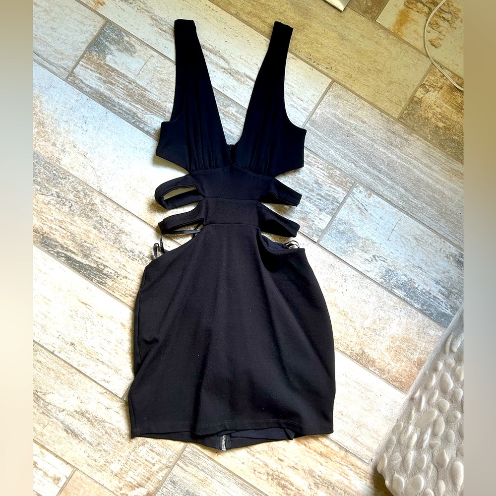 Bebe Cutout Dress (sz s)